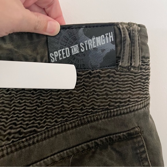 Speed and Strength Dogs of War Green Motorcycle Pants Armored Knees 32x32 - Picture 5 of 16